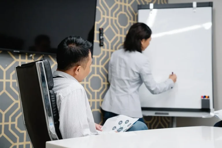Boardinfinity Explained: Business Search Intent, Features, and Alternatives
