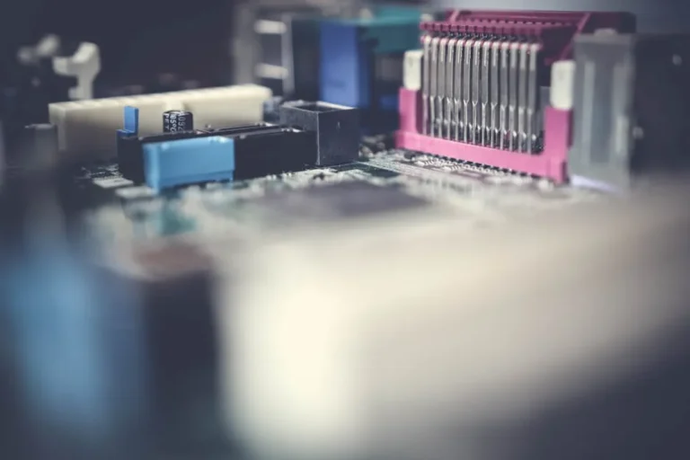 How Industrial Components Improve CNC Workflow