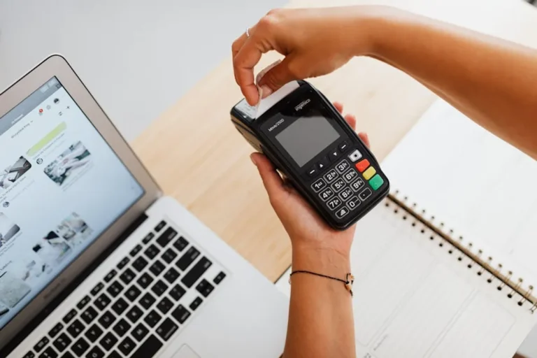 How webpayblog.com Connects With the Topics industrial buyers Already Care About