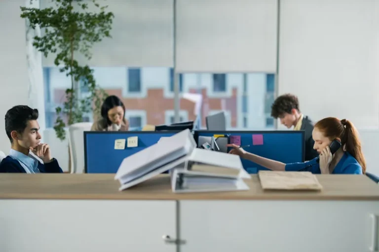Hyperlogic Explained: Business Search Intent, Features, and Alternatives