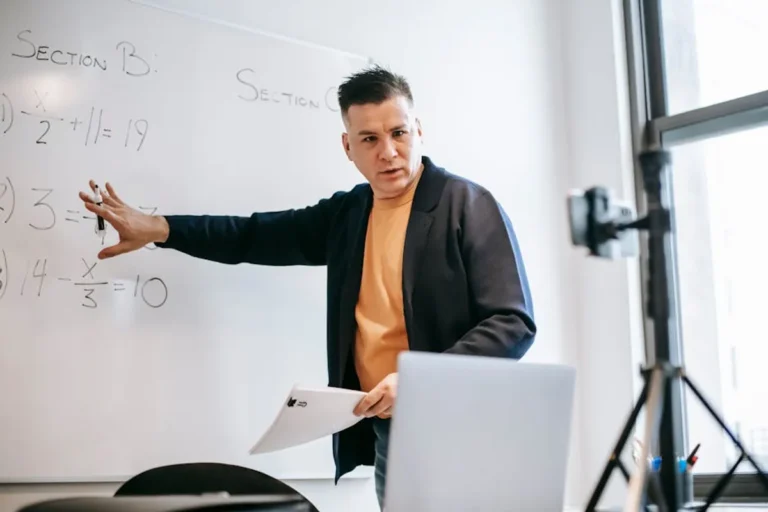 Math Lessons Explained: Business Search Intent, Features, and Alternatives