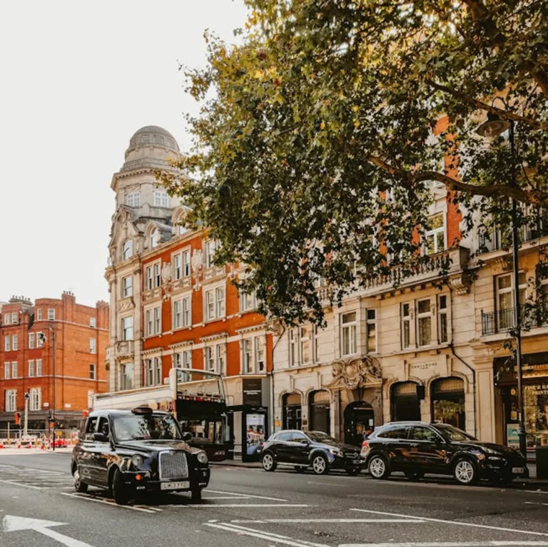 Mayfair London Explained: Business Search Intent, Features, and Alternatives